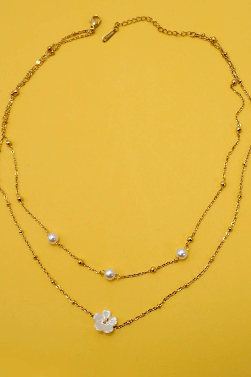 Flower Pearl Necklace