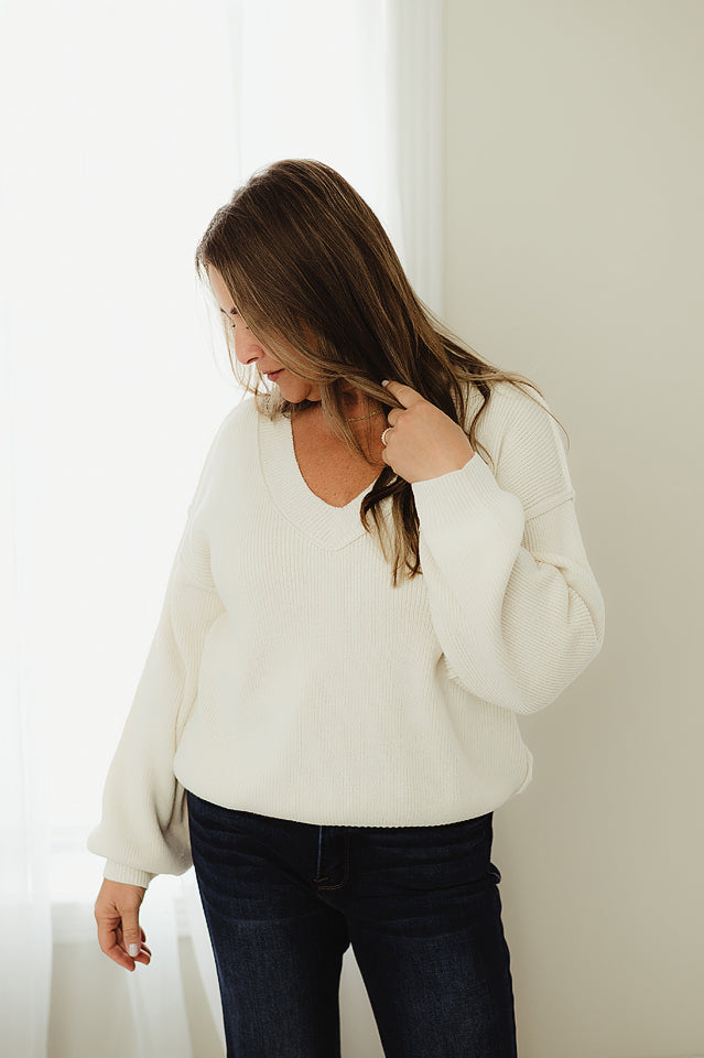 Exposed V Neck Pullover