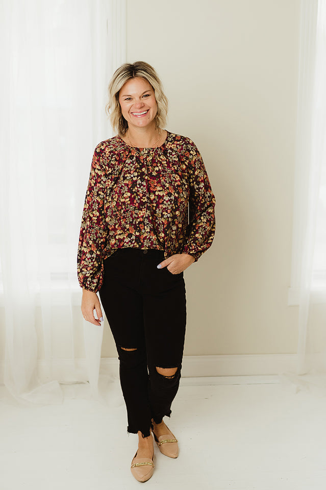 Cuffed Sleeve Floral Top