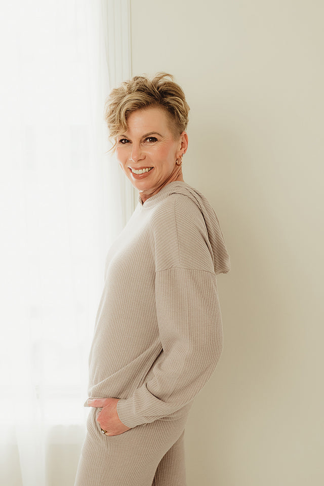 Ribbed Comfort Hoodie