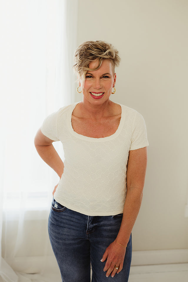 Sculpt Scoop Top