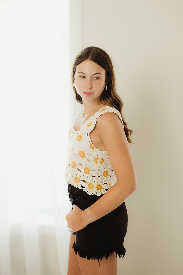 Spring Daisy Top