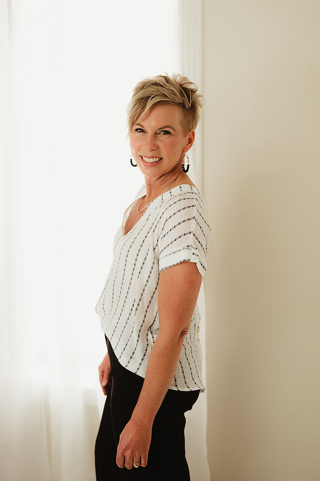 Geometric Striped Back Buttoned Blouse