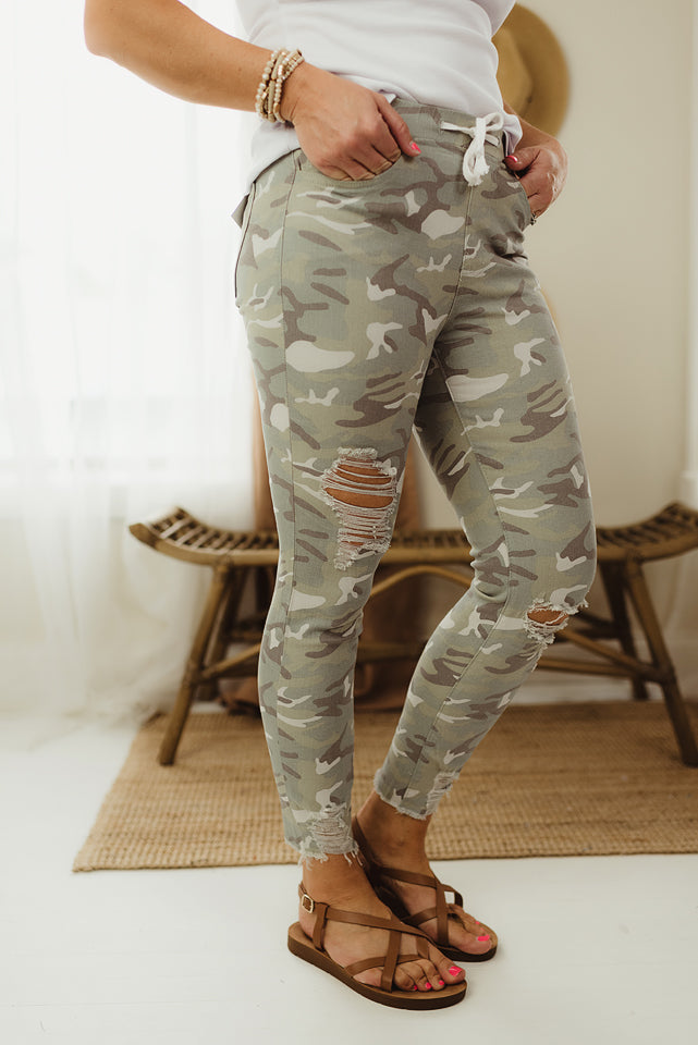 Distressed Ankle Joggers