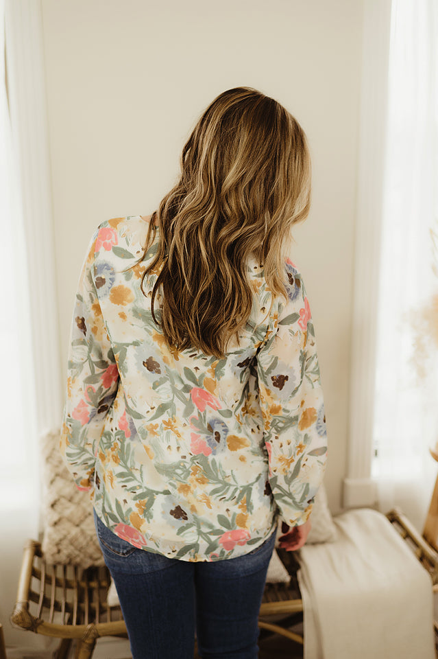 Floral V Bubble Sleeves