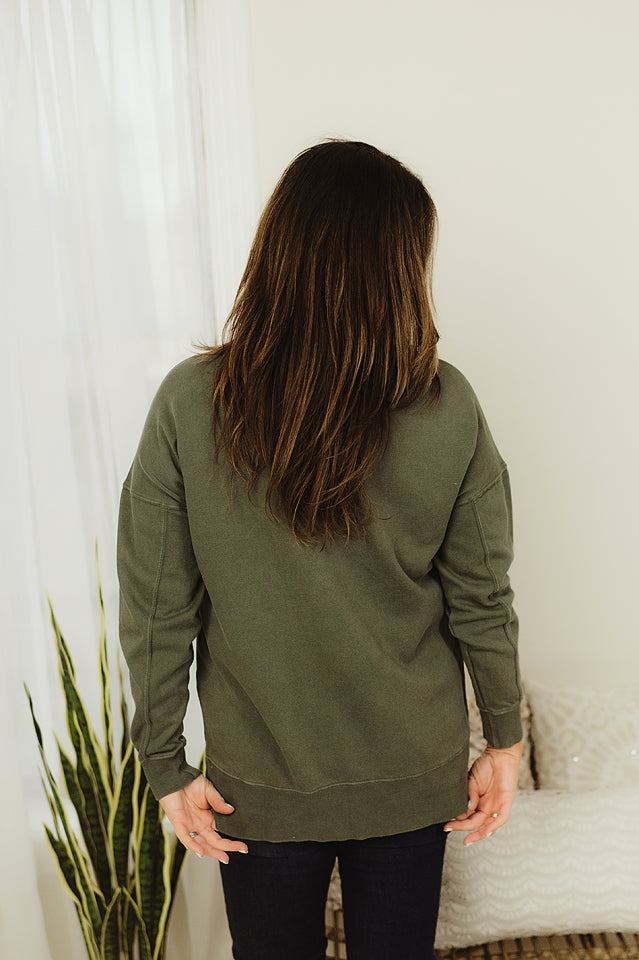 Mineral Washed Fleece Pullover