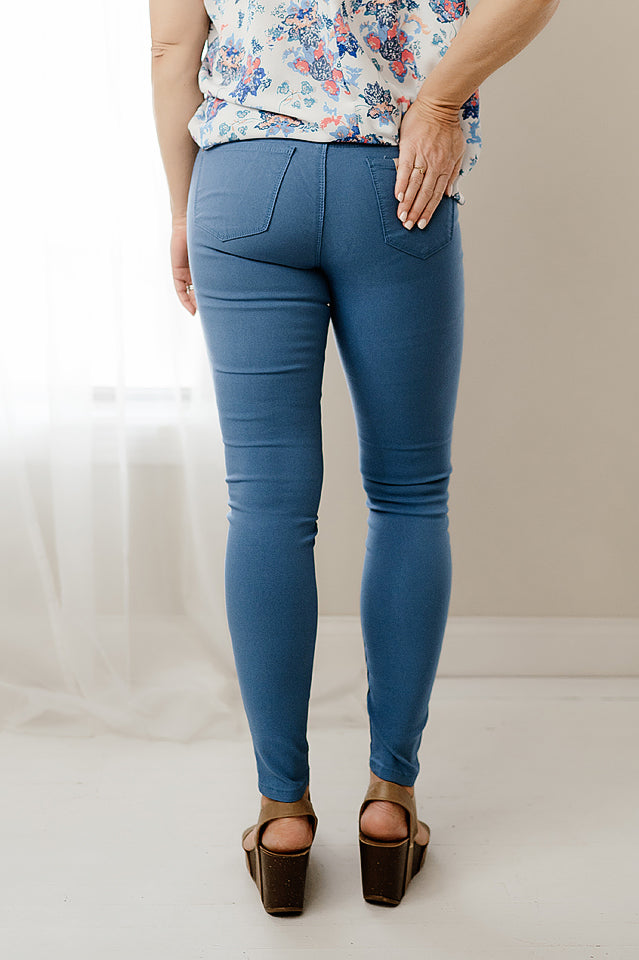 Hyperstretch Skinny Jeans