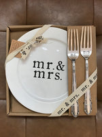 Mr and Mrs Plate Set