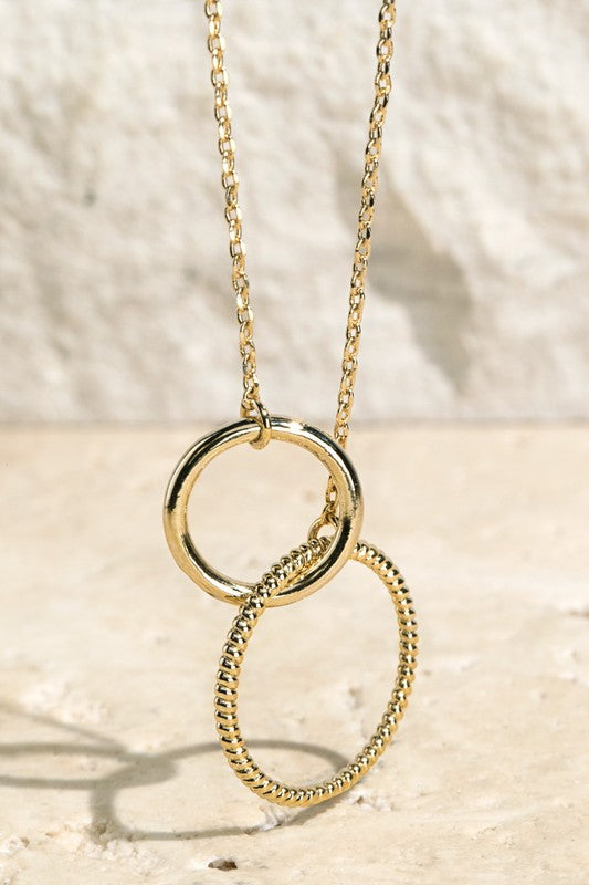 Interlinked Rings Necklace